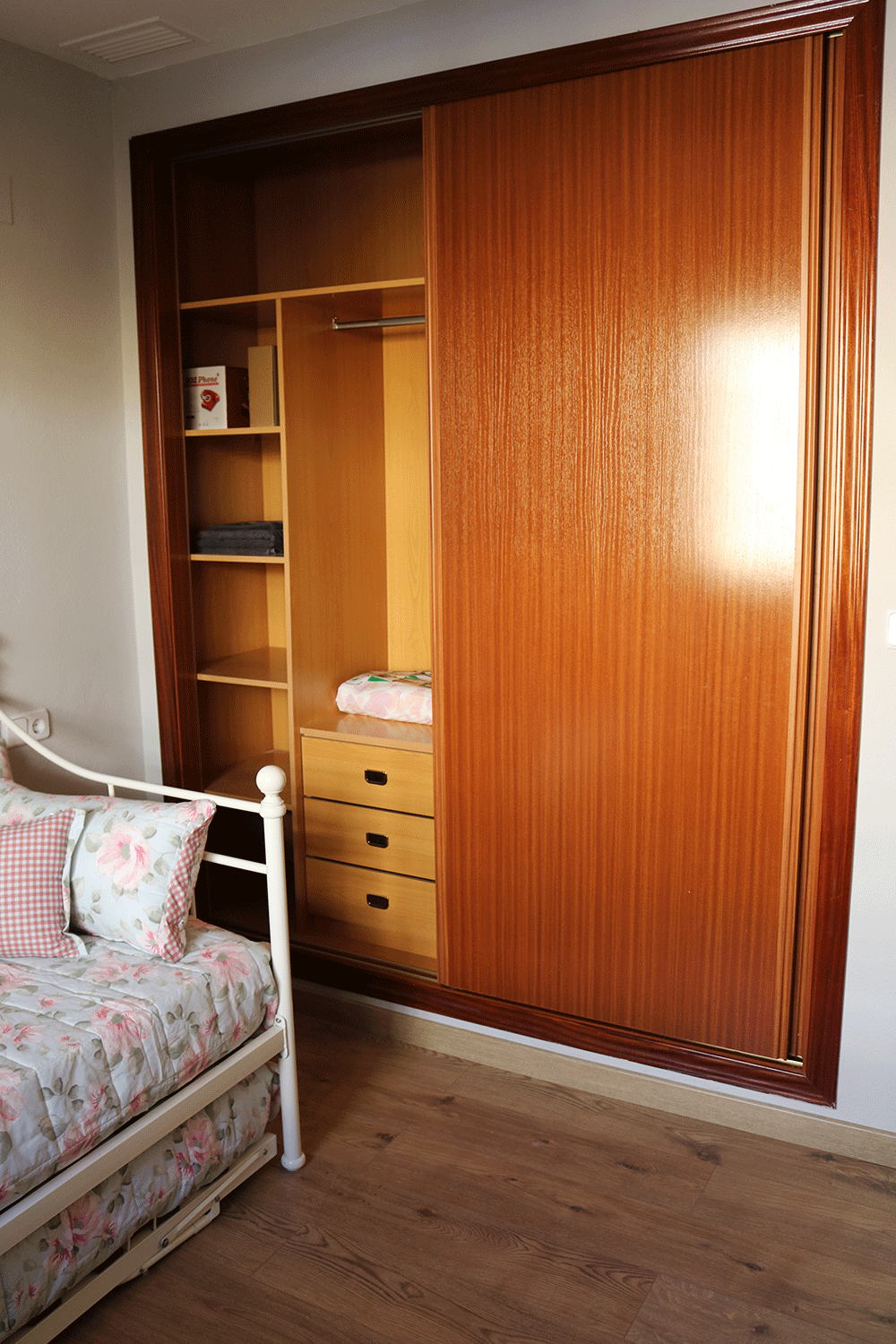 Beautifully Refurbished Modernised 2 Bedroom Apartment Alenda Golf